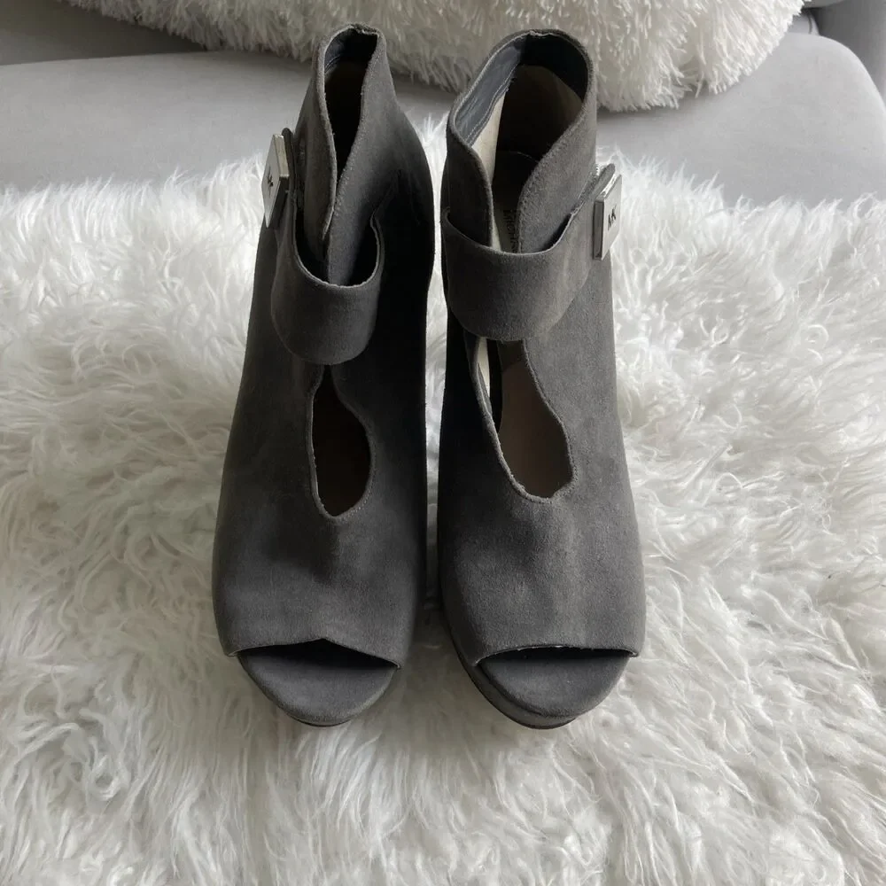 Michael Kors Womens Devenport Bootie Pump Size 9 Gray Suede Open Toe High Heel